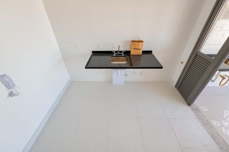 Apartamento à venda com 75m², 2 quartos e 1 vaga Apartamento à venda com 75m², 2 quartos e 1 vagaCozinha