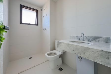 Apartamento à venda com 75m², 2 quartos e 1 vaga Apartamento à venda com 75m², 2 quartos e 1 vagaBanheiro da Suíte 2