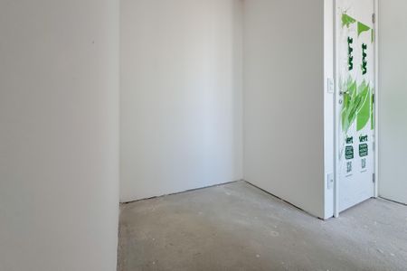 Apartamento à venda com 75m², 2 quartos e 1 vaga Apartamento à venda com 75m², 2 quartos e 1 vagaCloset da suíte 2