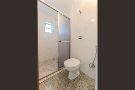 Studio para alugar com 45m², 1 quarto e 1 vaga Studio para alugar com 45m², 1 quarto e 1 vagaBanheiro