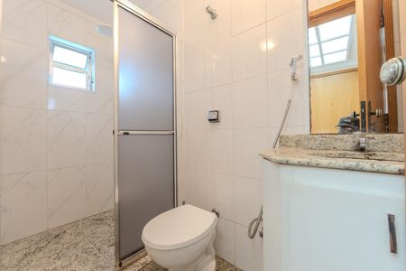 Studio para alugar com 45m², 1 quarto e 1 vaga Studio para alugar com 45m², 1 quarto e 1 vagaBanheiro