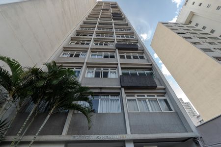Studio para alugar com 45m², 1 quarto e 1 vaga Studio para alugar com 45m², 1 quarto e 1 vagaFachada