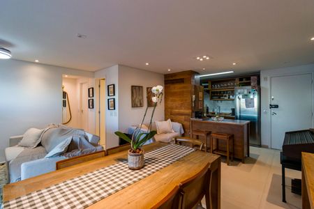 Apartamento à venda com 70m², 2 quartos e 1 vagaSala