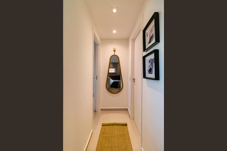 Apartamento à venda com 70m², 2 quartos e 1 vagaCorredor