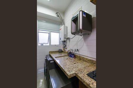 Apartamento à venda com 70m², 2 quartos e 1 vagaÁrea de Serviço