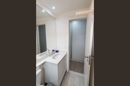 Apartamento à venda com 92m², 2 quartos e 2 vagasBanheiro da suíte 2