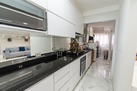 Apartamento à venda com 92m², 2 quartos e 2 vagasCozinha