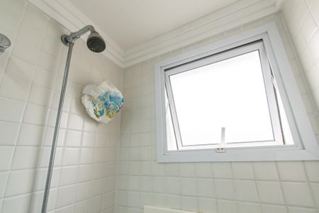 Apartamento à venda com 92m², 2 quartos e 2 vagasBanheiro da suíte 1