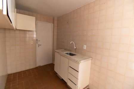 Apartamento à venda com 62m², 2 quartos e 2 vagasCozinha e Área de Serviço