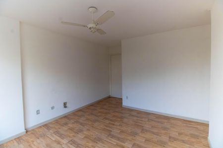 Apartamento à venda com 62m², 2 quartos e 2 vagasSala