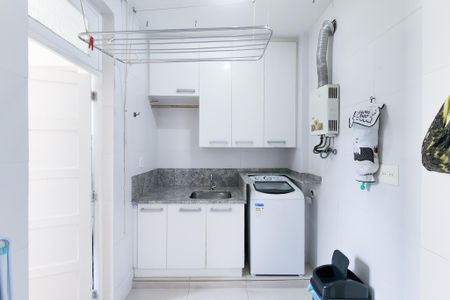 Apartamento à venda com 184m², 3 quartos e 1 vagaÁrea de Serviço