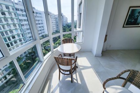 Apartamento à venda com 184m², 3 quartos e 1 vagaSala