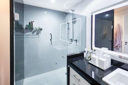 Apartamento à venda com 184m², 3 quartos e 1 vagaBanheiro 2