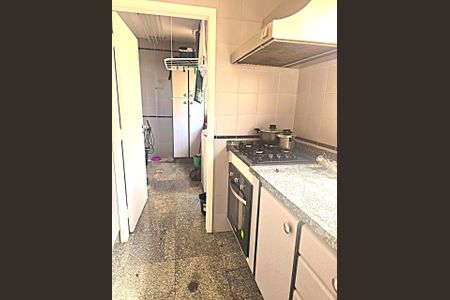 Apartamento à venda com 176m², 4 quartos e 3 vagas Apartamento à venda com 176m², 4 quartos e 3 vagasFoto 29