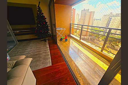 Apartamento à venda com 176m², 4 quartos e 3 vagas Apartamento à venda com 176m², 4 quartos e 3 vagasFoto 32