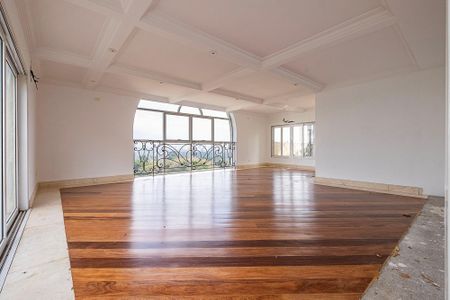 Apartamento à venda com 525m², 4 quartos e 6 vagas Apartamento à venda com 525m², 4 quartos e 6 vagasSala 2