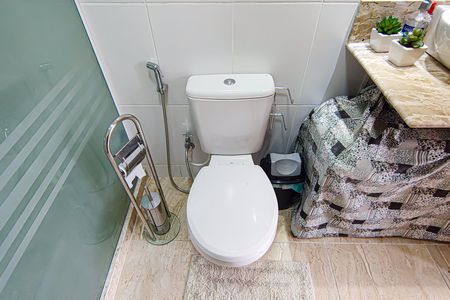 Apartamento à venda com 143m², 4 quartos e 1 vagaÁrea de Lazer - Banheiro 