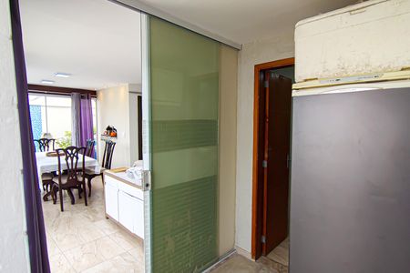 Apartamento à venda com 143m², 4 quartos e 1 vagaÁrea de Lazer 