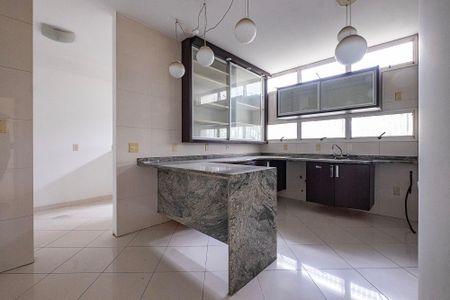 Apartamento à venda com 169m², 3 quartos e 3 vagasCozinha