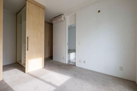 Apartamento à venda com 169m², 3 quartos e 3 vagasSuíte 1