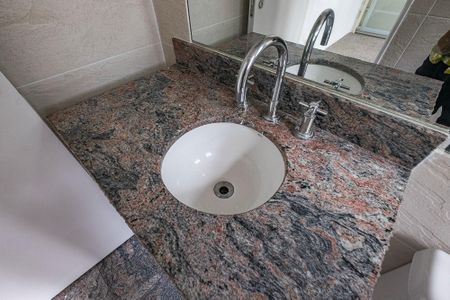 Apartamento à venda com 169m², 3 quartos e 3 vagasBanheiro da Suíte 3