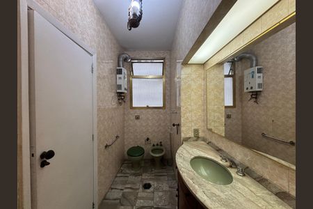 Apartamento à venda com 200m², 4 quartos e 1 vagaBanheiro da Suíte 4