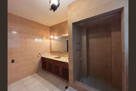 Apartamento à venda com 200m², 4 quartos e 1 vagaBanheiro social