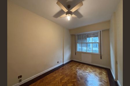 Apartamento à venda com 200m², 4 quartos e 1 vagaQuarto 2