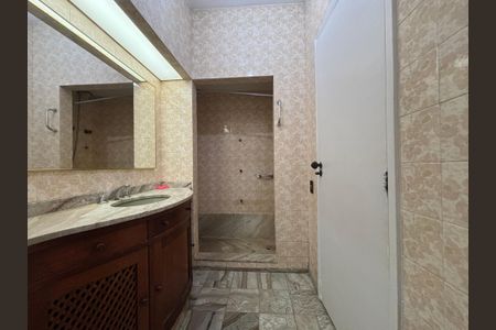 Apartamento à venda com 200m², 4 quartos e 1 vagaBanheiro da Suíte 4