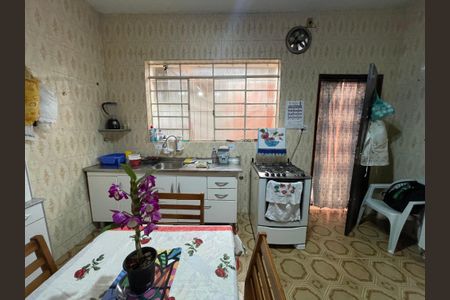 Casa à venda com 70m², 4 quartos e 2 vagasCozinha