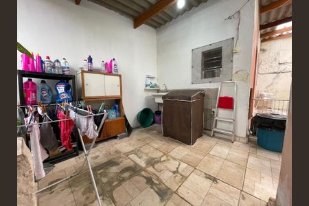 Casa à venda com 70m², 4 quartos e 2 vagasÁrea de Serviço