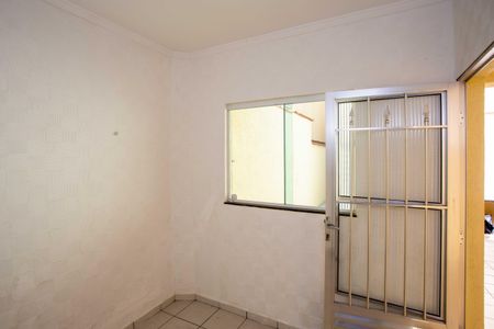 Casa à venda com 170m², 4 quartos e 2 vagasQuarto de Serviço