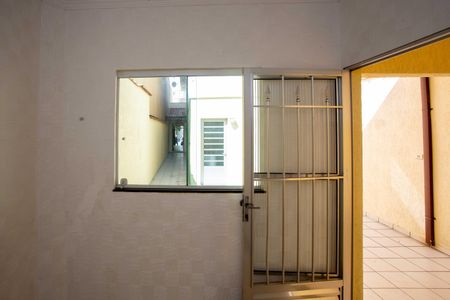 Casa à venda com 170m², 4 quartos e 2 vagasQuarto de Serviço