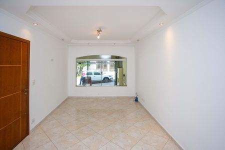 Casa à venda com 170m², 4 quartos e 2 vagasSala de TV
