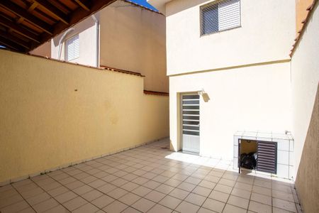 Casa à venda com 170m², 4 quartos e 2 vagasQuintal