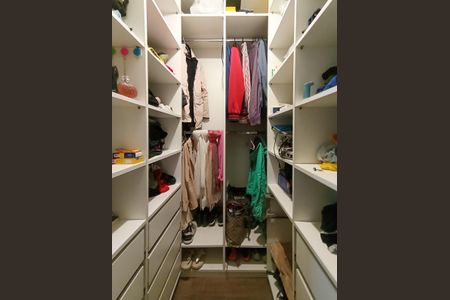 Apartamento para alugar com 76m², 3 quartos e 1 vagaQuarto 3 - closet 