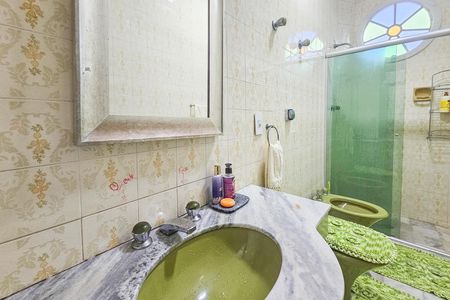 Apartamento para alugar com 103m², 2 quartos e 1 vaga Apartamento para alugar com 103m², 2 quartos e 1 vagaBanheiro da suíte