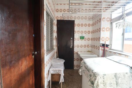 Apartamento para alugar com 103m², 3 quartos e 1 vagaÁrea de Serviço