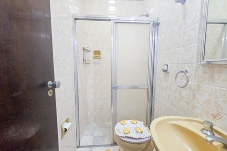Apartamento para alugar com 103m², 2 quartos e 1 vaga Apartamento para alugar com 103m², 2 quartos e 1 vagaBanheiro social