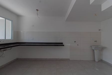 Casa à venda com 70m², 2 quartos e 2 vagasCozinha e Área de Serviço
