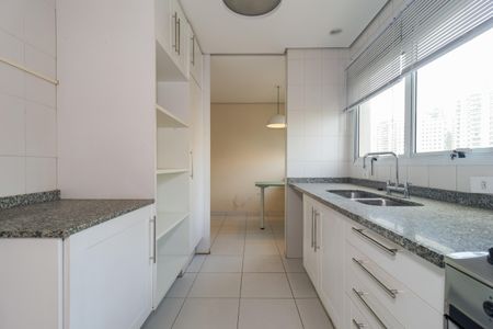 Apartamento à venda com 173m², 3 quartos e 3 vagasCozinha