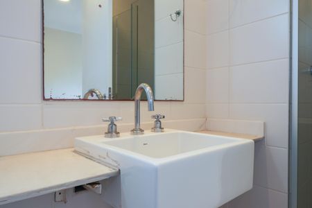 Apartamento à venda com 173m², 3 quartos e 3 vagasBanheiro da Suíte 2