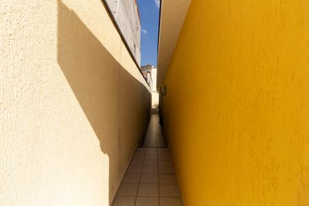 Casa à venda com 250m², 4 quartos e 6 vagasCorredor esquerdo