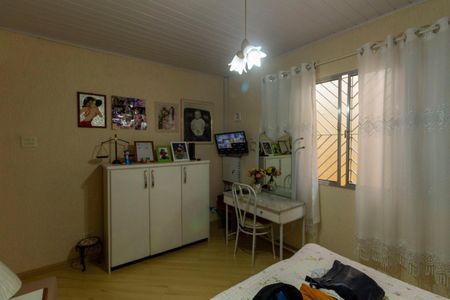 Casa à venda com 250m², 4 quartos e 6 vagasCasa 1 -Quarto 3