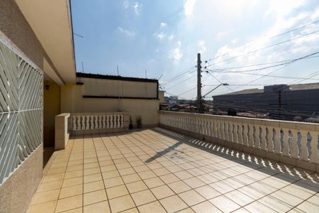 Casa à venda com 250m², 4 quartos e 6 vagasQuintal frente