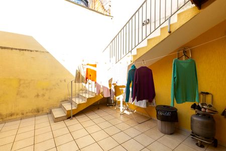 Casa à venda com 250m², 4 quartos e 6 vagasQuintal fundo