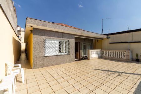 Casa à venda com 250m², 4 quartos e 6 vagasQuintal frente