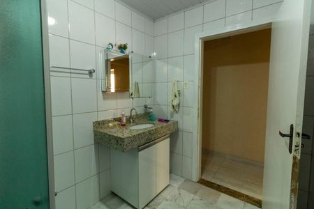 Casa à venda com 250m², 4 quartos e 6 vagasCasa 1 - Suíte 