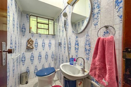 Casa à venda com 260m², 3 quartos e 3 vagasBanheiro