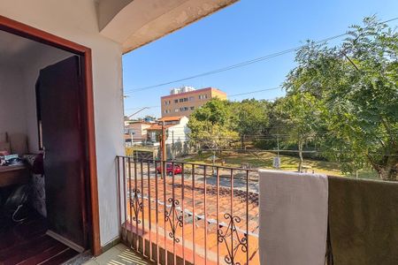 Casa à venda com 260m², 3 quartos e 3 vagasSacada/Quarto 2